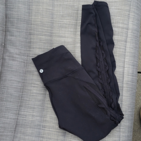 rare lululemon tights mesh side and cris cross